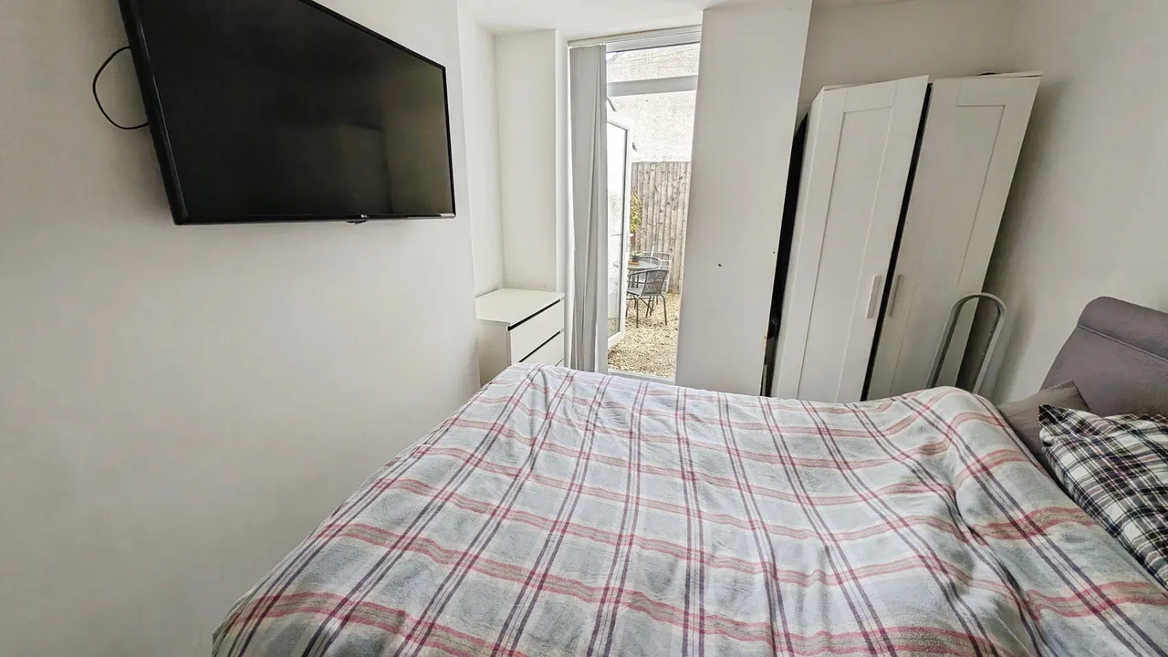 Flat 1, 103 Paget Street, Cardiff, Cardiff, CF11 7LF, photo 4