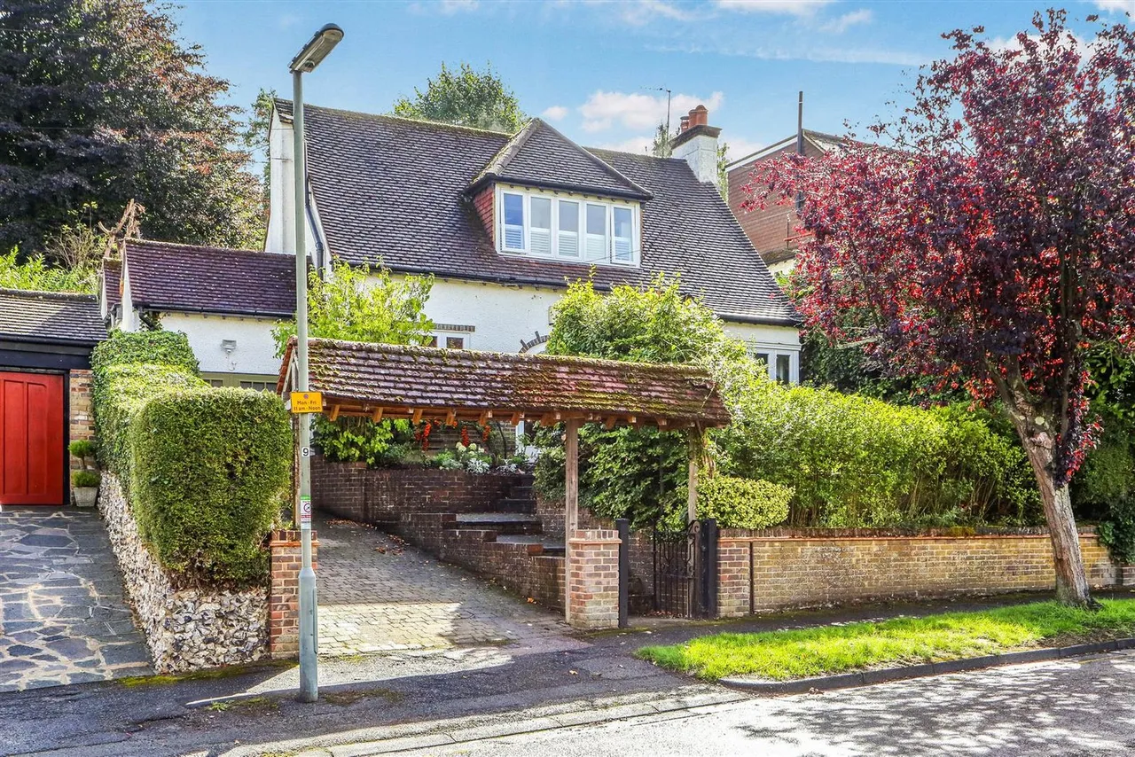 Lackford Road, Chipstead, Coulsdon, CR5 3TA, photo 5