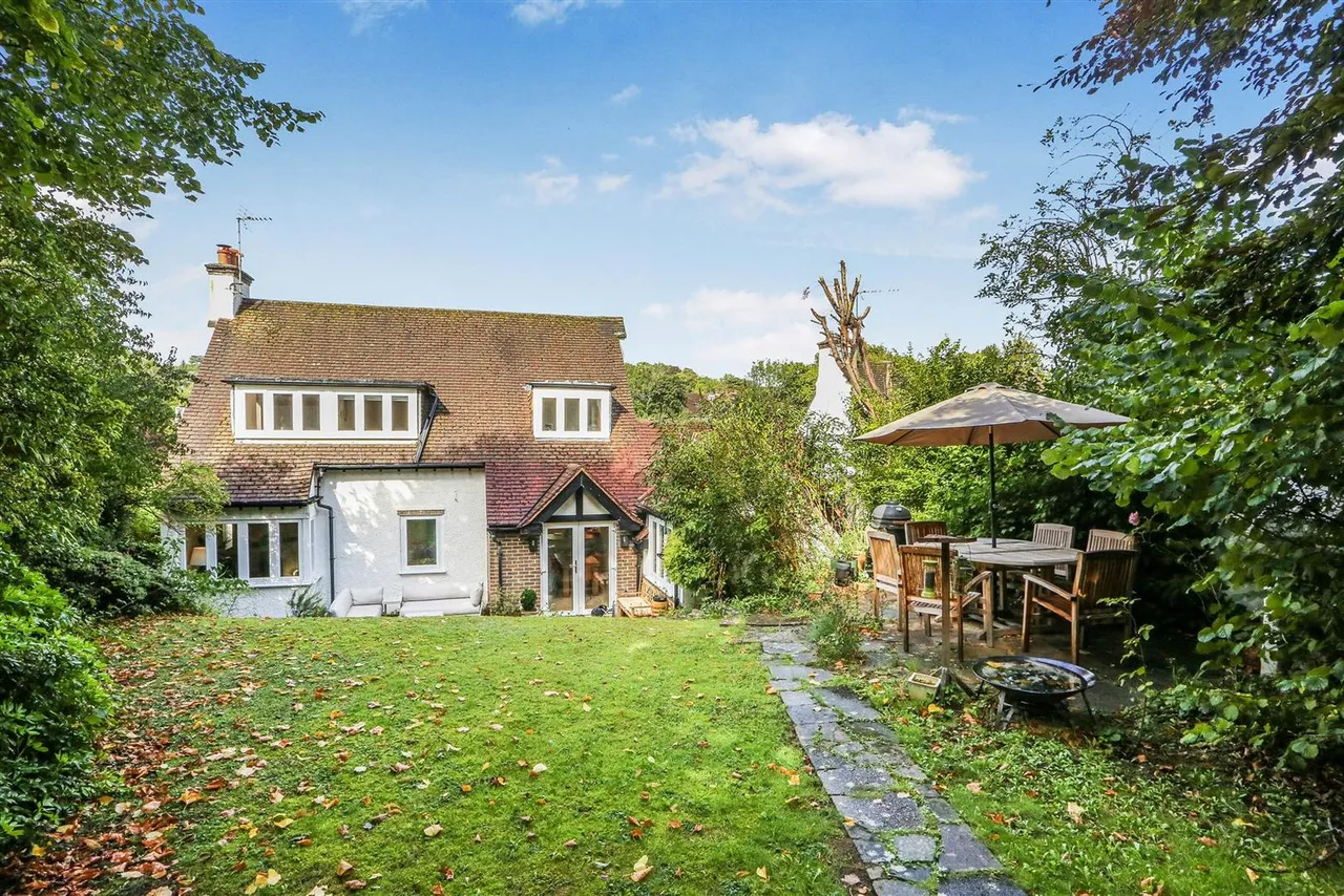 Lackford Road, Chipstead, Coulsdon, CR5 3TA, photo 25