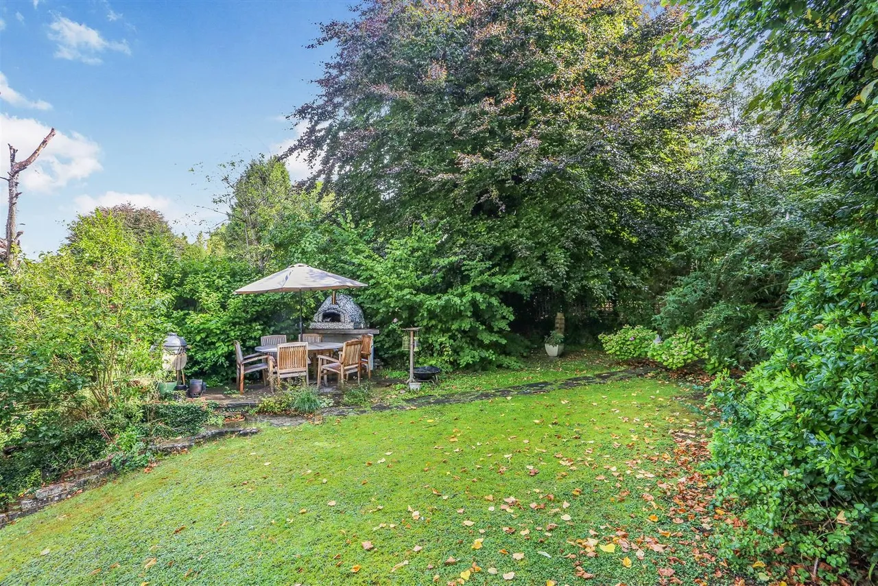 Lackford Road, Chipstead, Coulsdon, CR5 3TA, photo 21