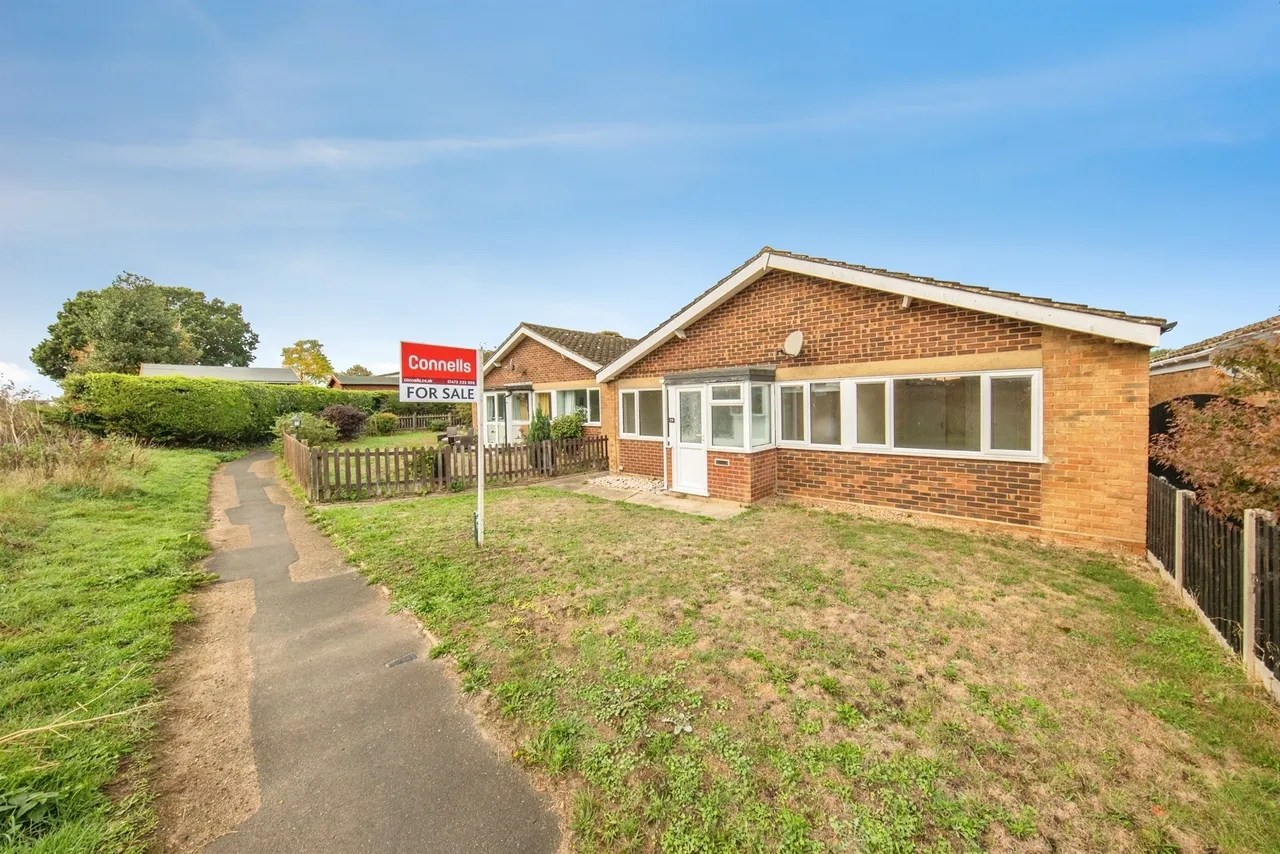 3 bed house for sale, Broom Knoll, East Bergholt, CO7