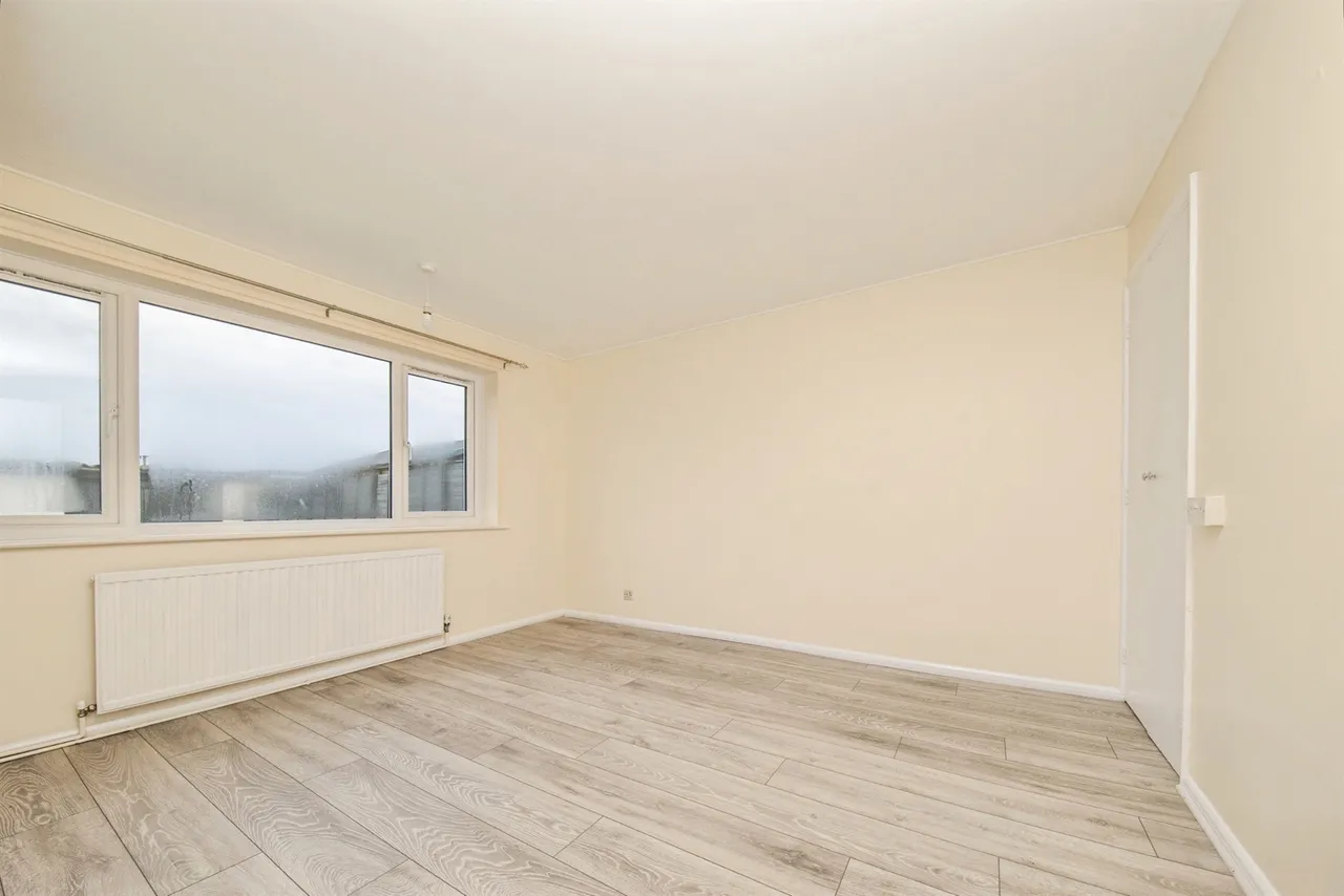 Broom Knoll, East Bergholt, CO7, photo 15