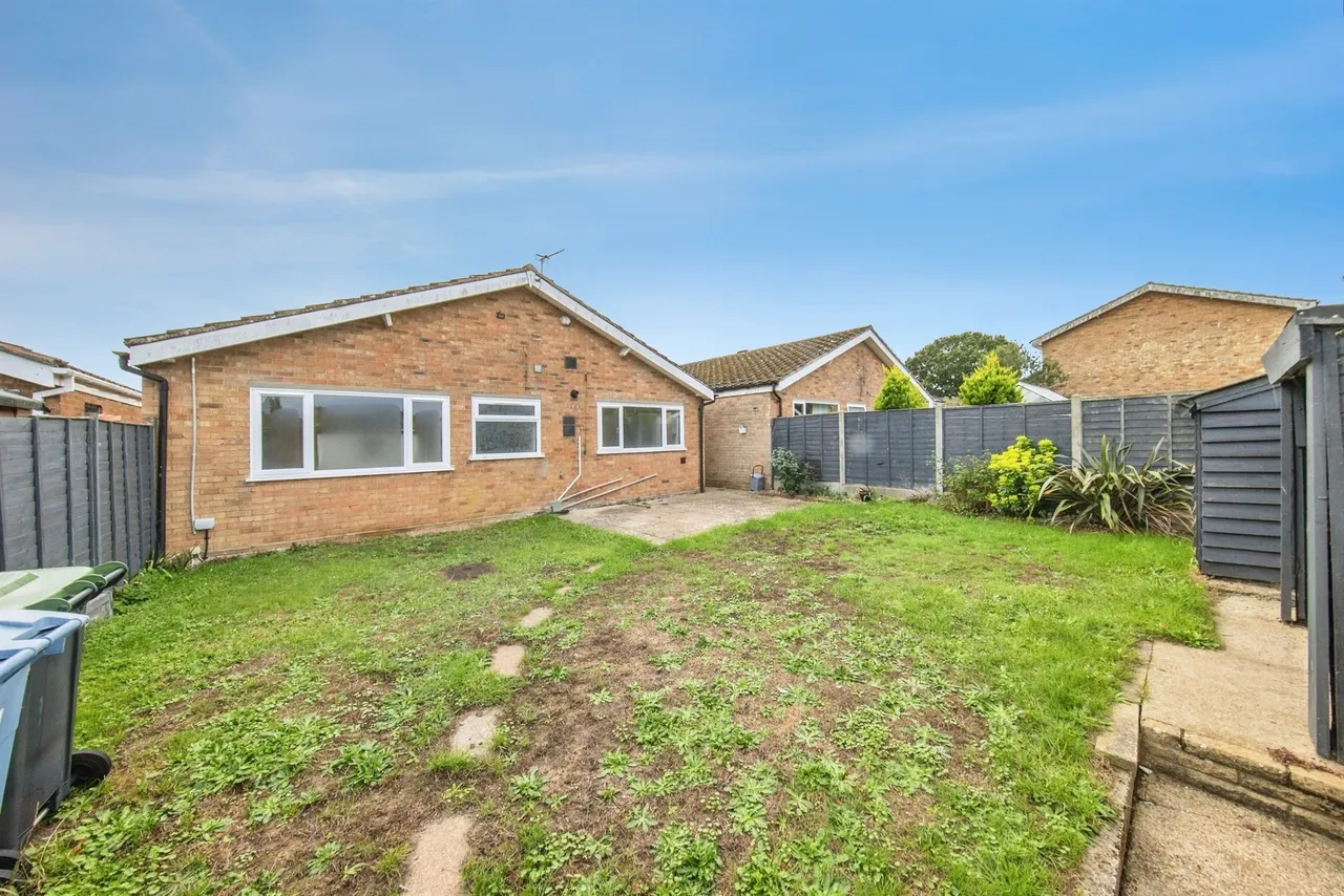 Broom Knoll, East Bergholt, CO7, photo 5