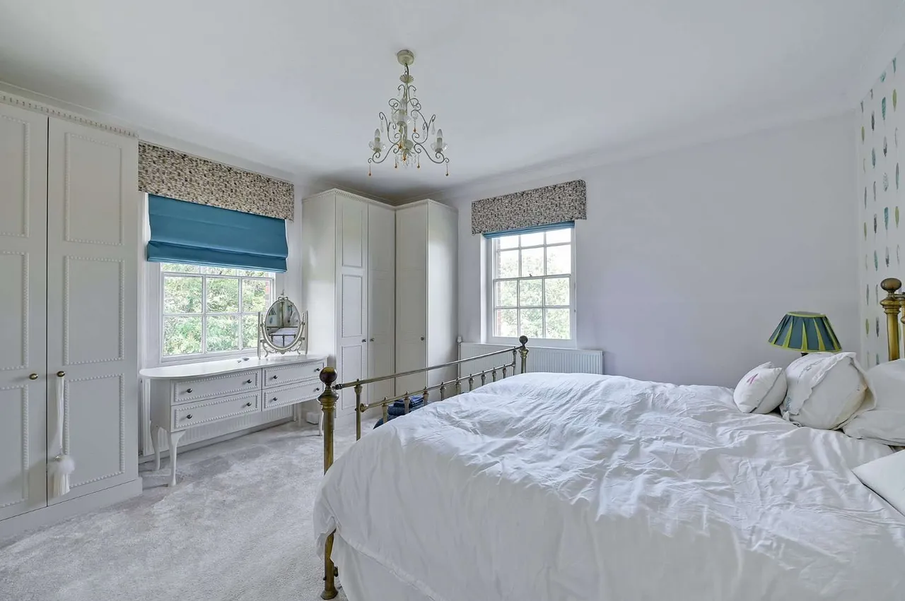 Howe Lane, Binfield, RG42, photo 8