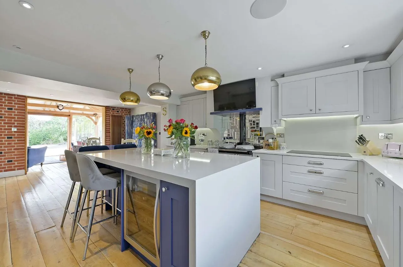 Howe Lane, Binfield, RG42, photo 2