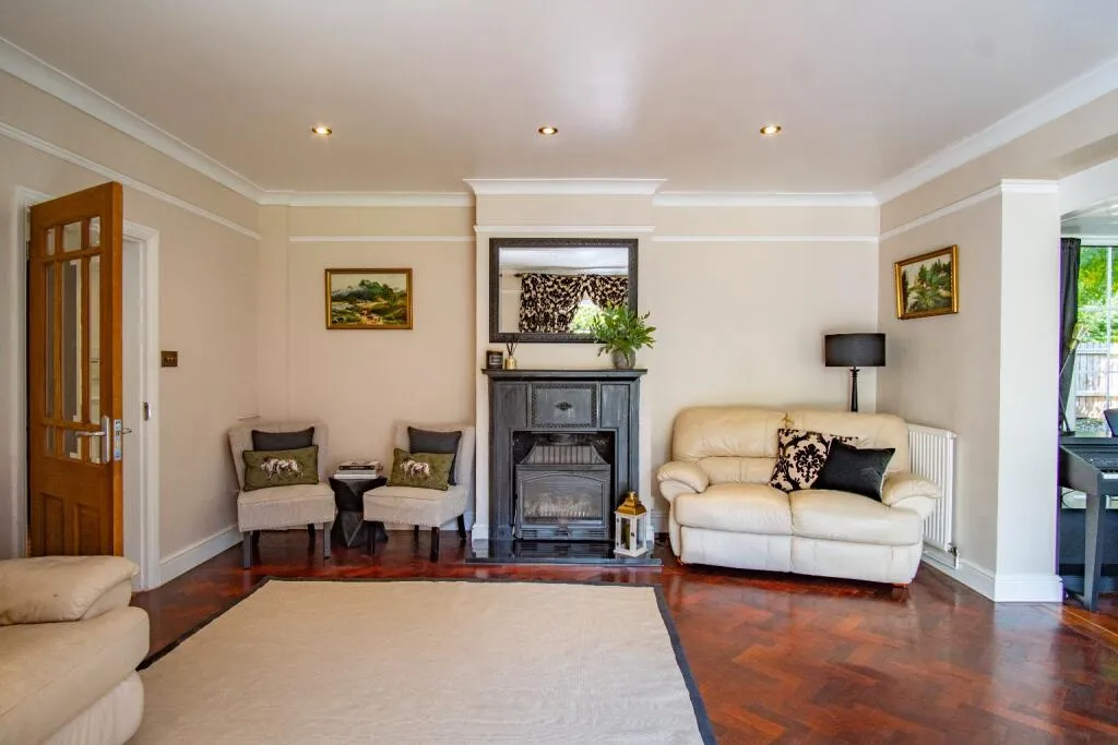 East Hanningfield Road, Howe Green, CM2 7TQ, photo 9