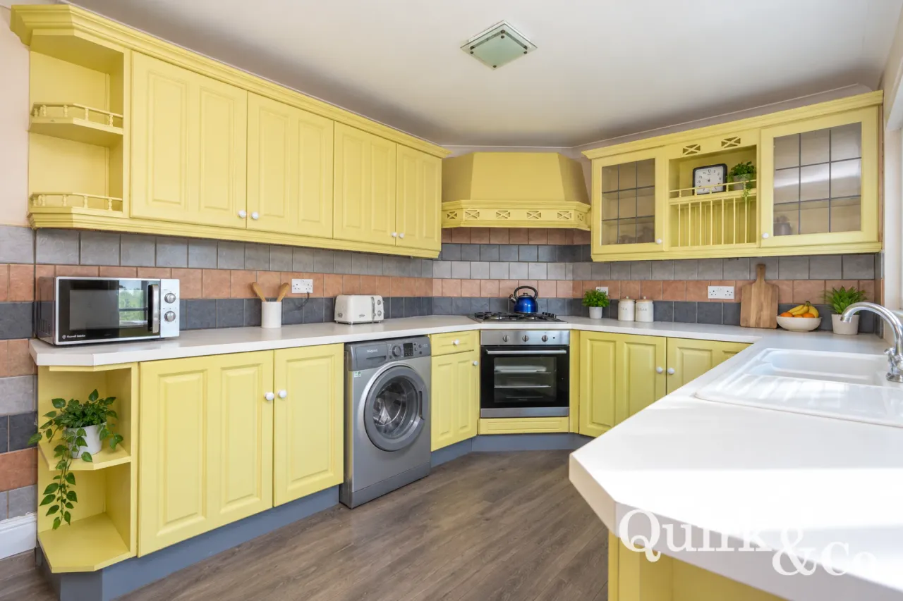 Meynell Avenue, Canvey Island, SS8, photo 4