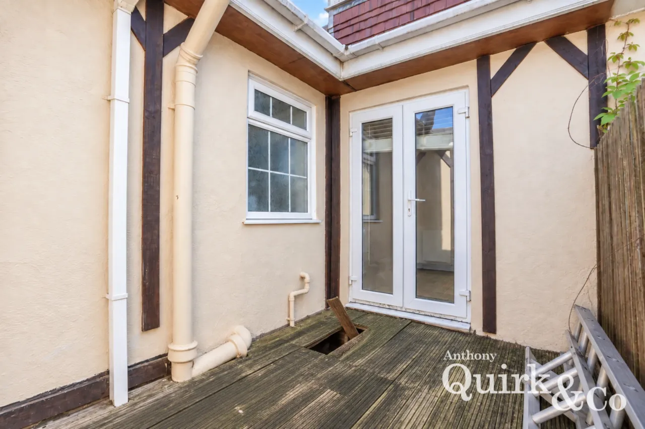 Meynell Avenue, Canvey Island, SS8, photo 6