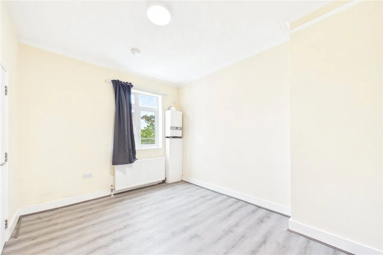 Andover Road, Newbury, RG14, photo 3