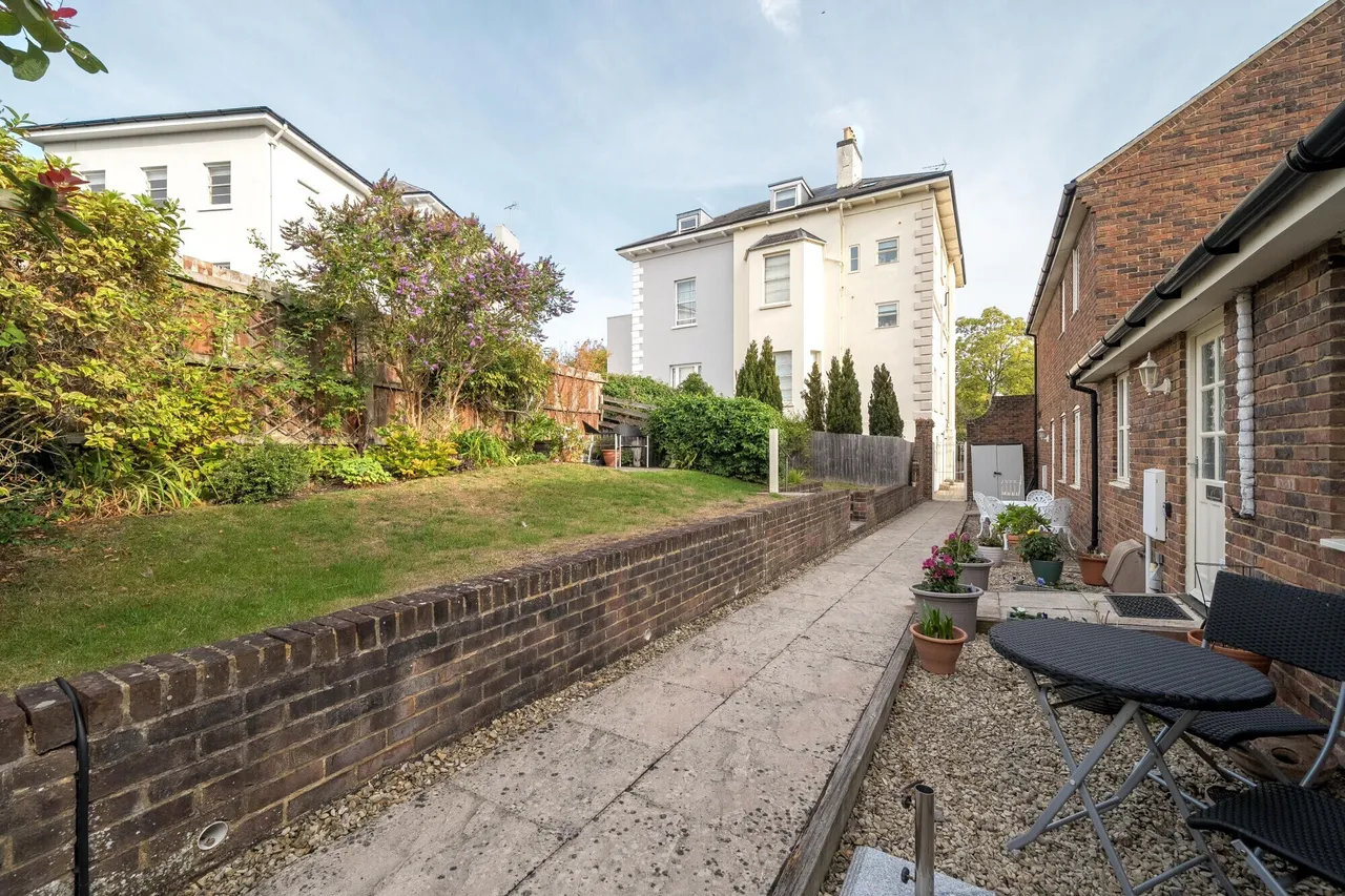 Parabola Road, Cheltenham, GL50, photo 11