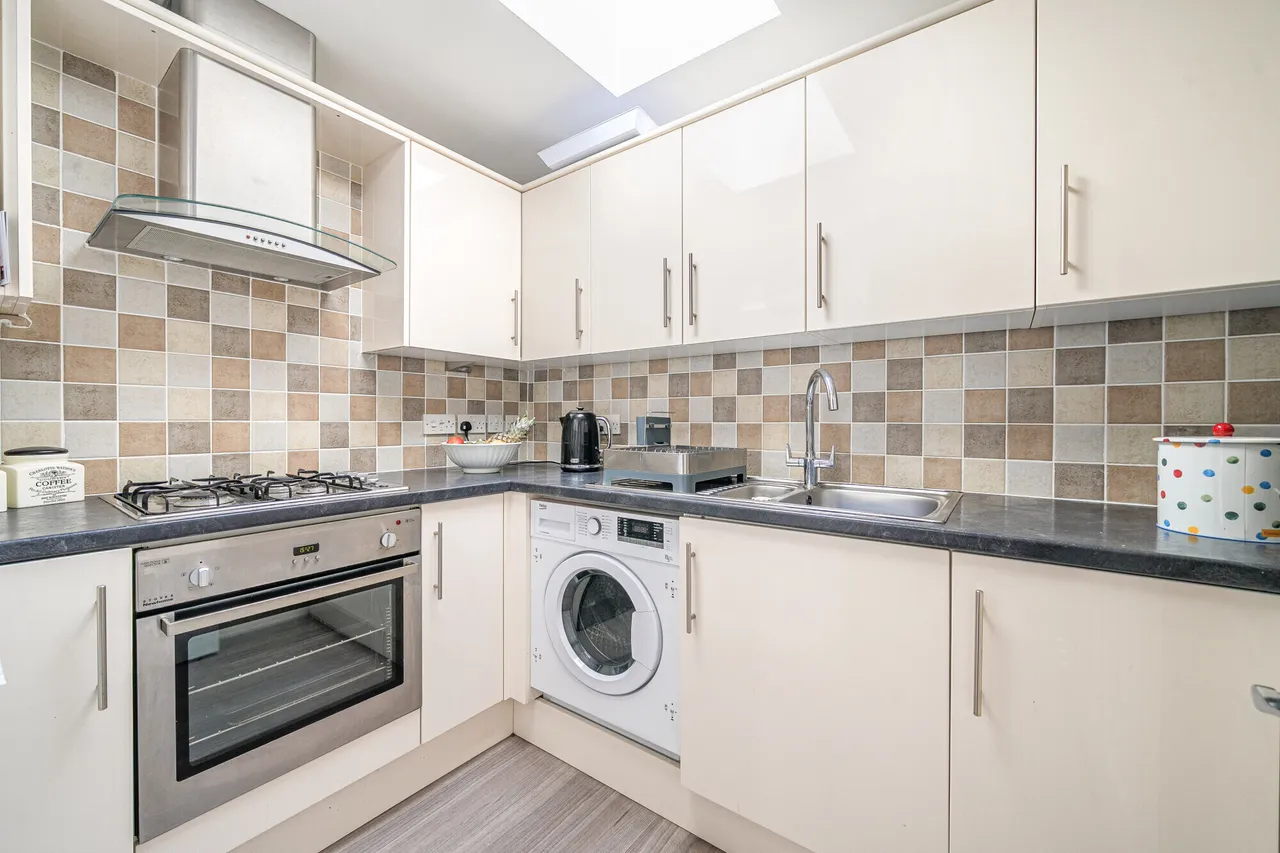 Parabola Road, Cheltenham, GL50, photo 4