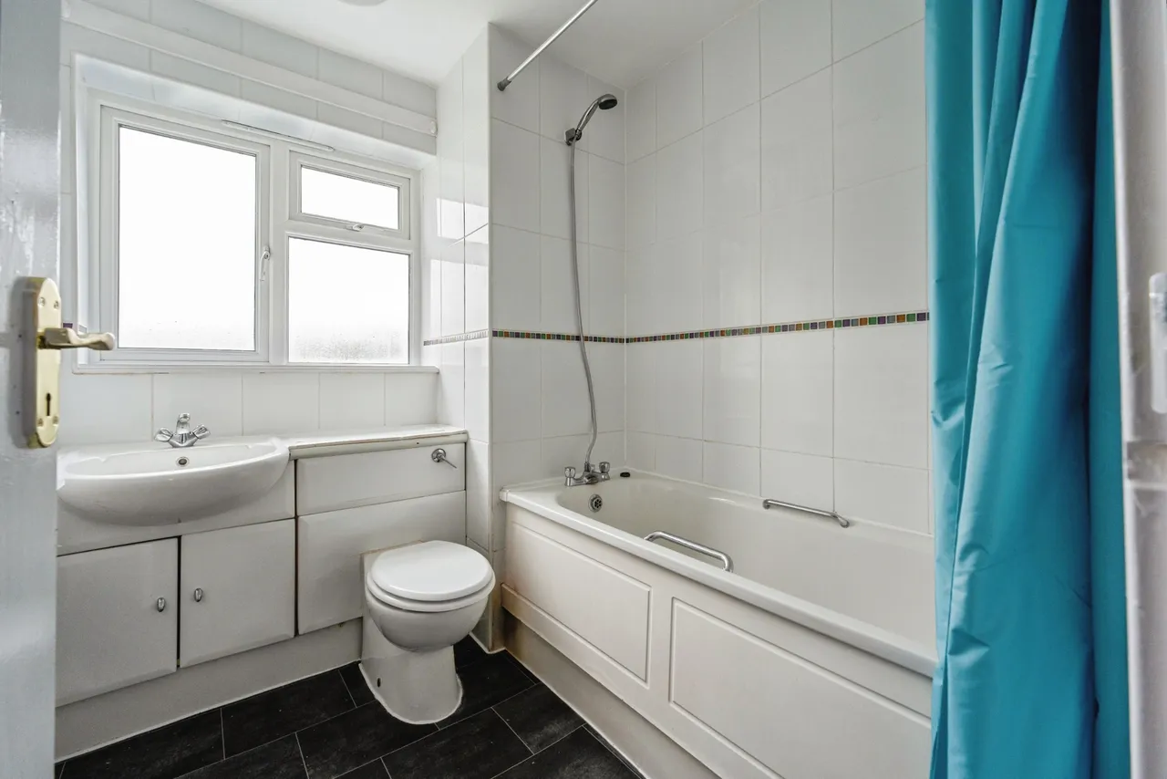 Wellstead Road, London, E6, photo 7