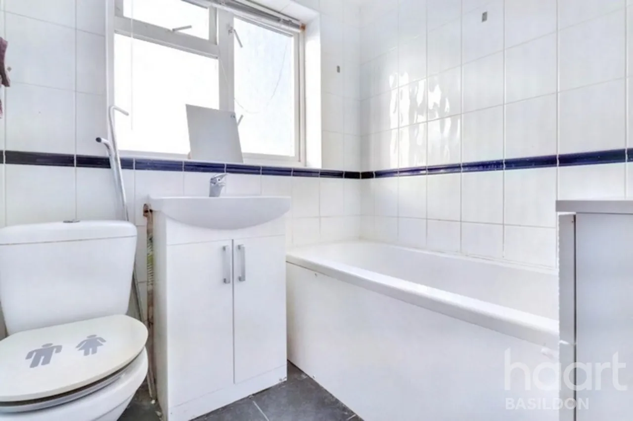 Passingham Avenue, Billericay, CM11, photo 14