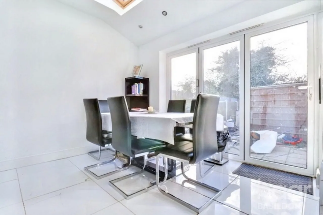 Passingham Avenue, Billericay, CM11, photo 6