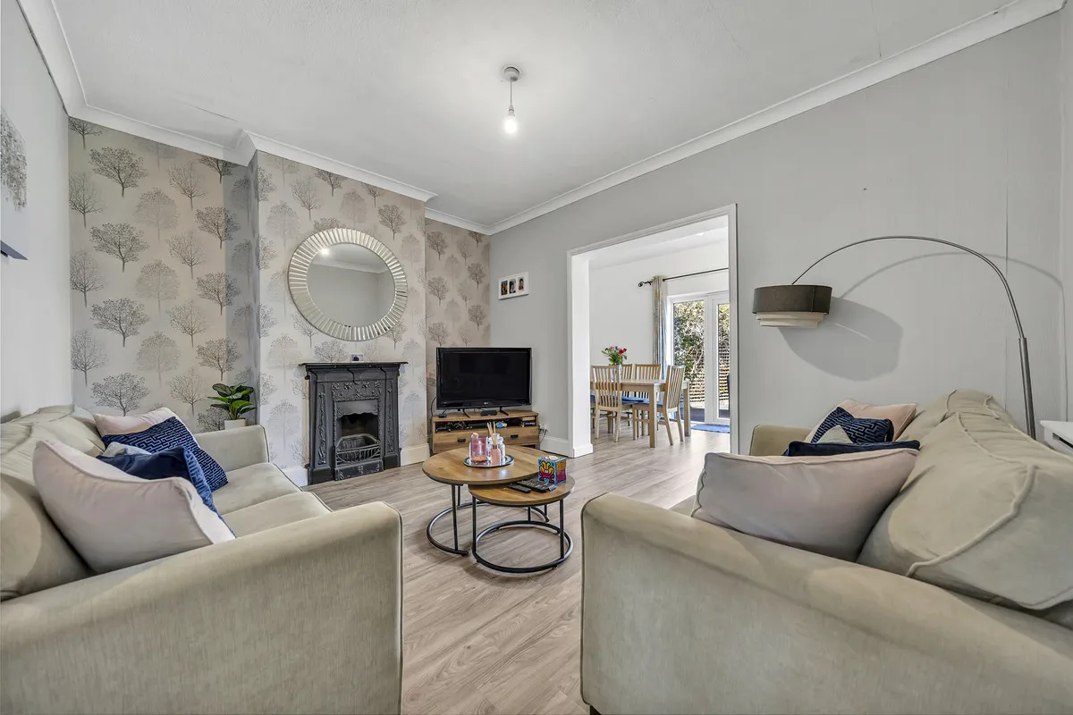 Burnham Road, Romford, RM7 7JP, photo 2