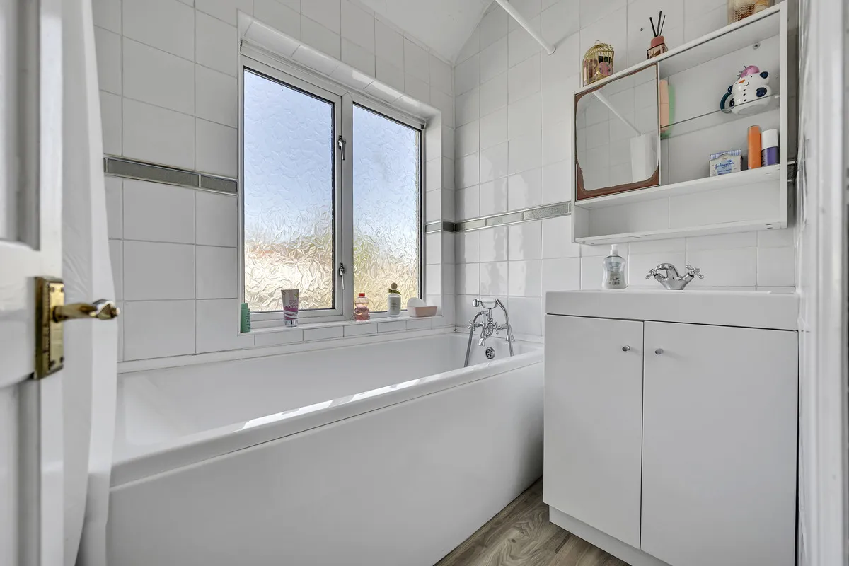 Burnham Road, Romford, RM7 7JP, photo 19