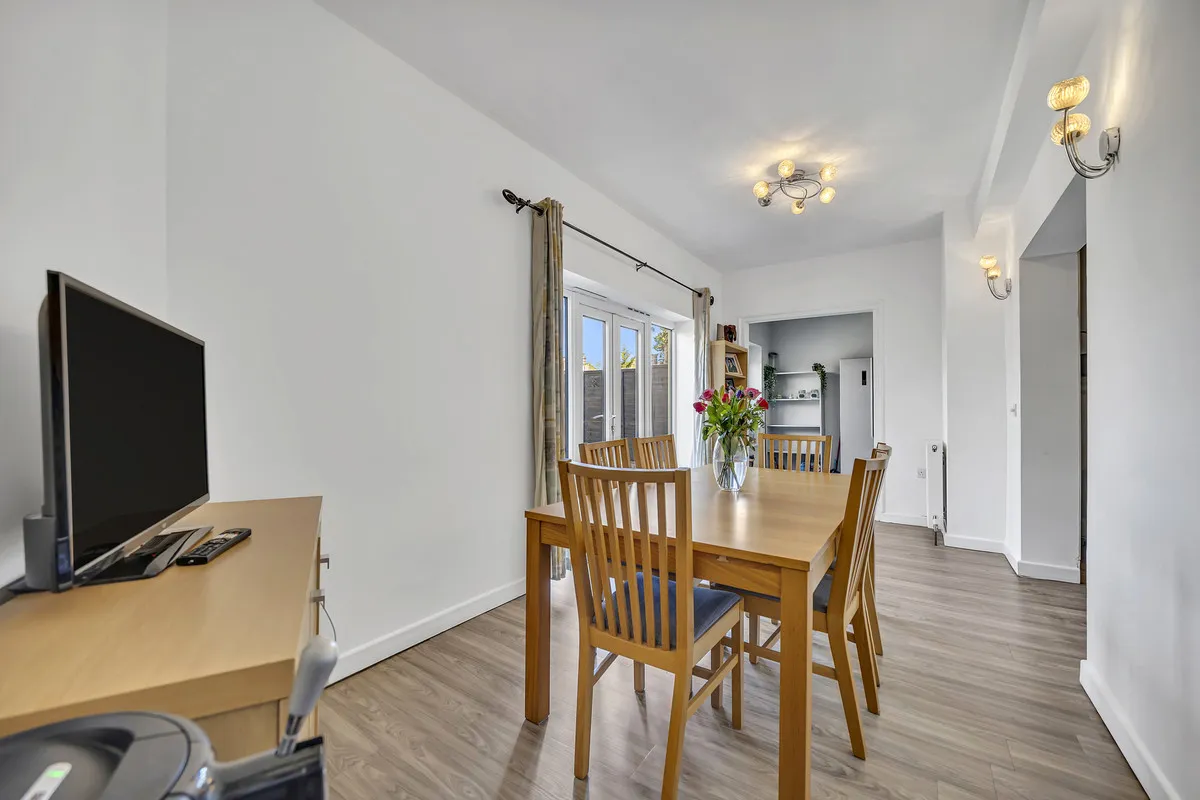Burnham Road, Romford, RM7 7JP, photo 5
