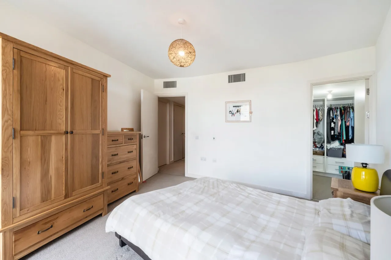 Falcon Wharf, Battersea, photo 8