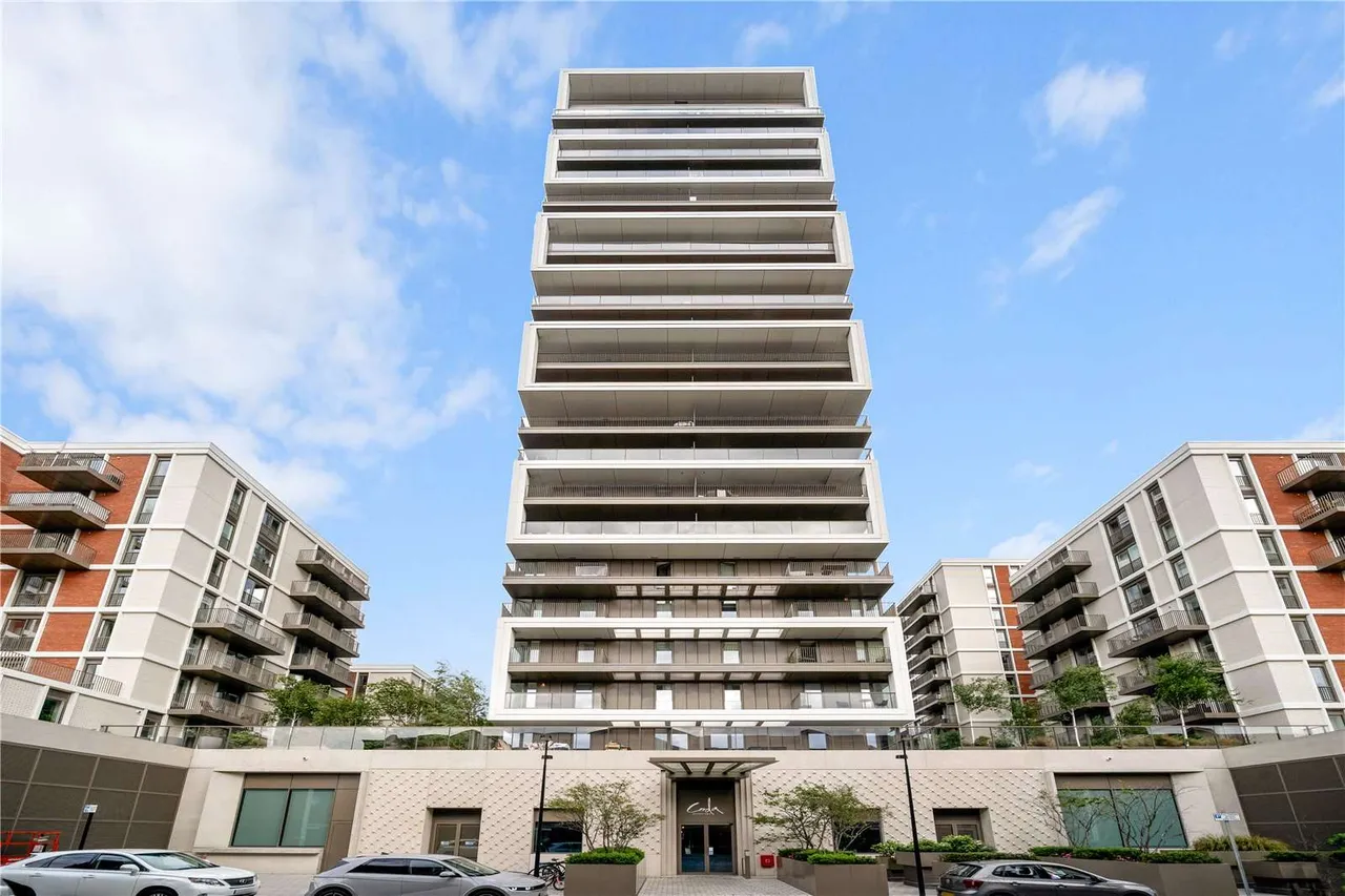 2 bed new development for sale — York Place, London, SW11 3JE