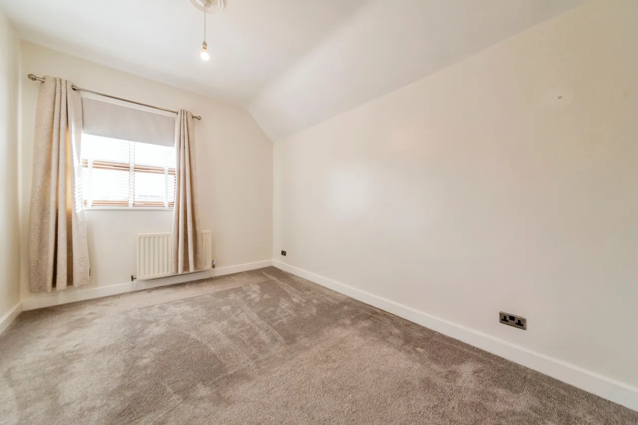 Newton Way, Woolsthorpe by Colsterworth, NG33, photo 11