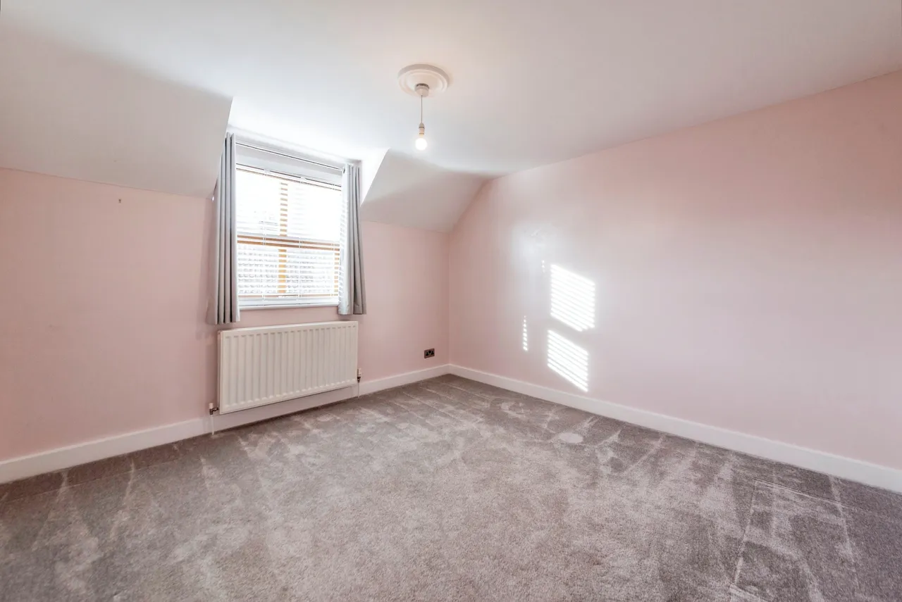 Newton Way, Woolsthorpe by Colsterworth, NG33, photo 9