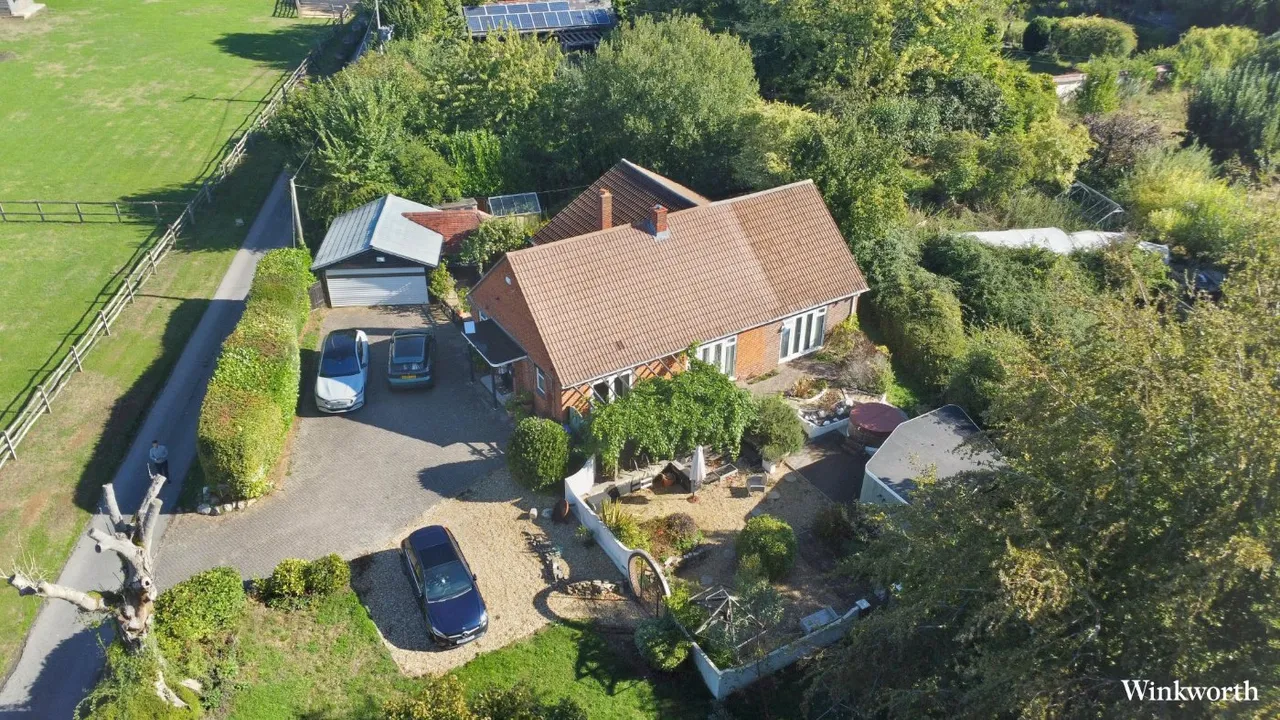 3 bed house for sale — Whiteparish, Salisbury, Wiltshire, SP5