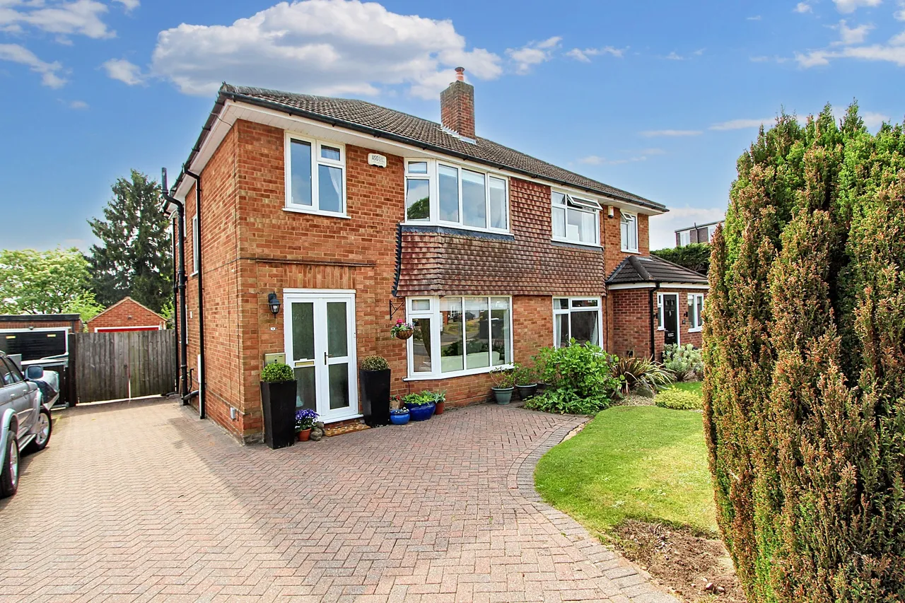 3 bed house for sale — Mountford Drive, Sutton Coldfield, Sutton Coldfield, B75 6TA