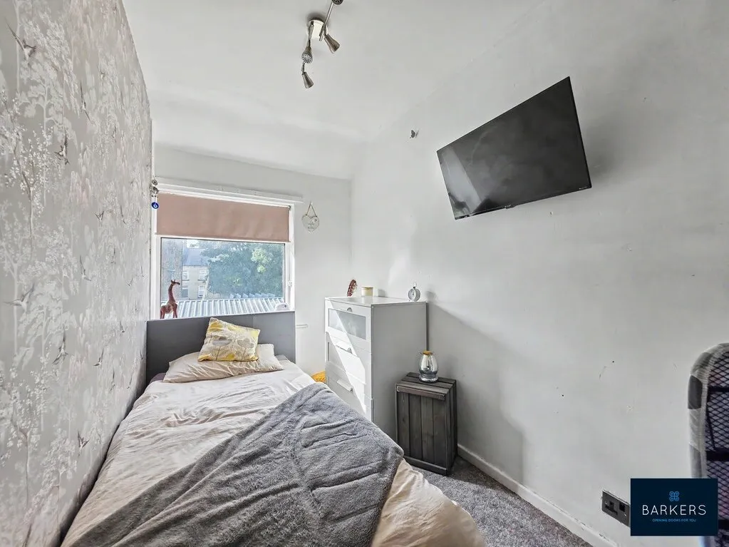 South Bank Road, Batley, WF17, photo 9