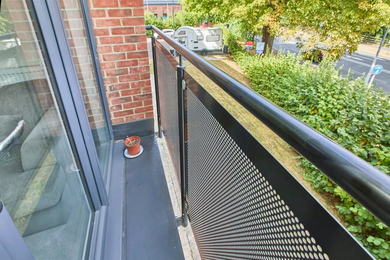Somerset Close, Derby, DE22, photo 5