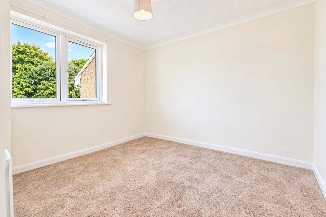 Luckhurst Gardens, Cliftonville, CT9, photo 5