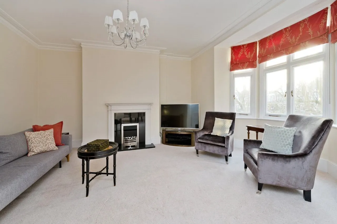 Iverna Court, Kensington, W8, photo 4
