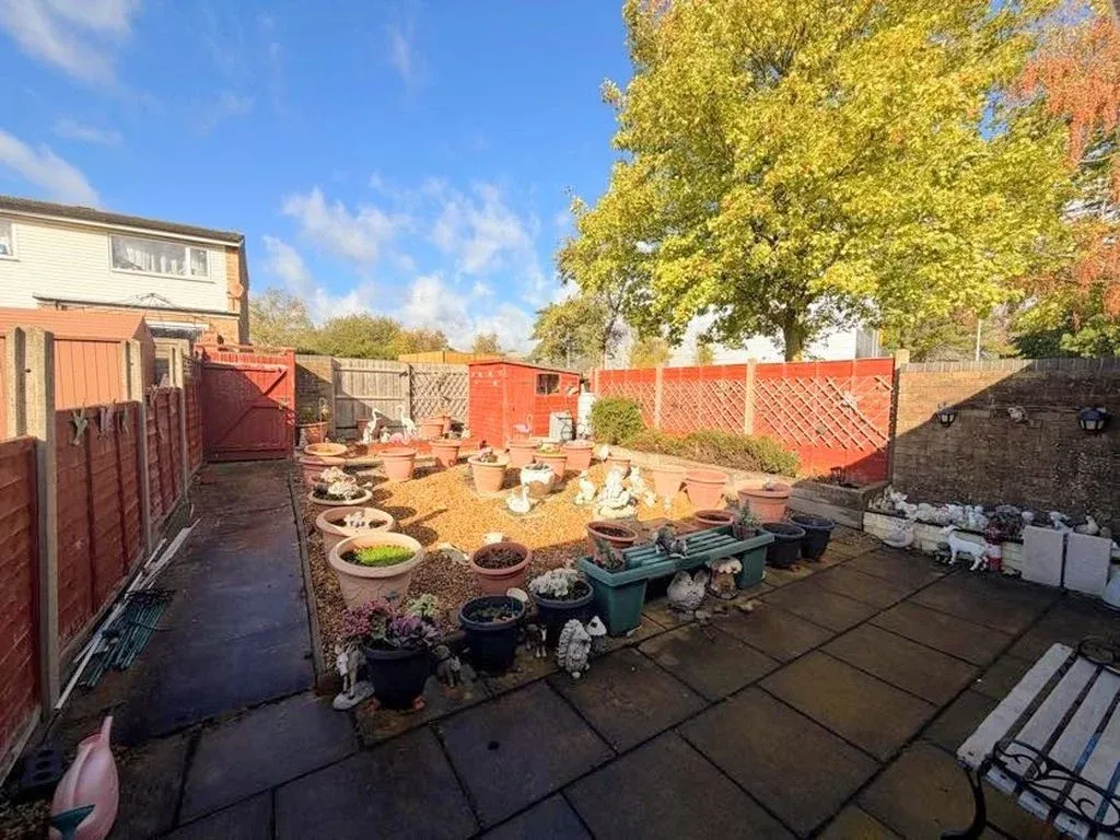Barons Close, Bletchley, MK2, photo 8
