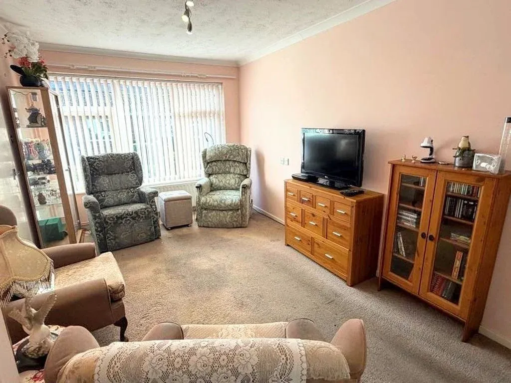 Barons Close, Bletchley, MK2, photo 7