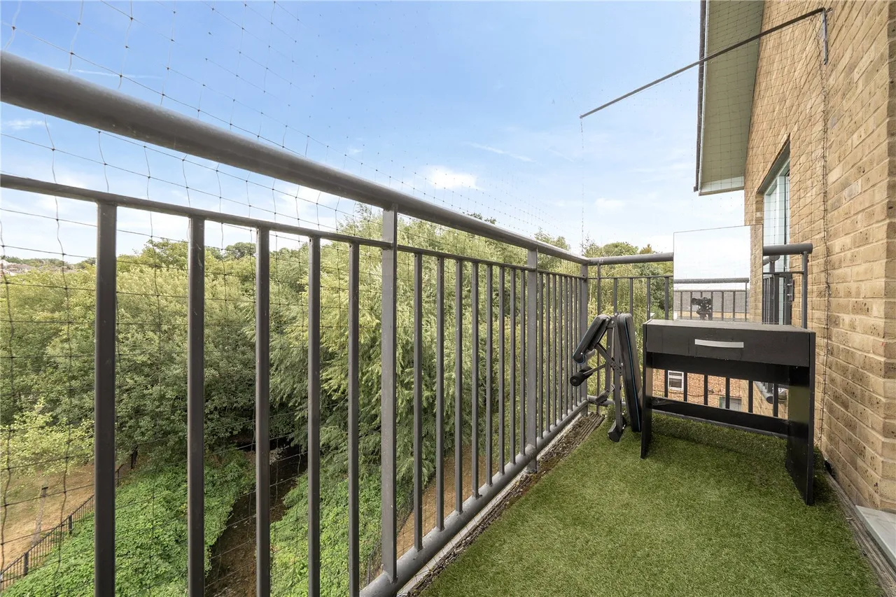 Esparto Way, South Darenth, DA4, photo 15