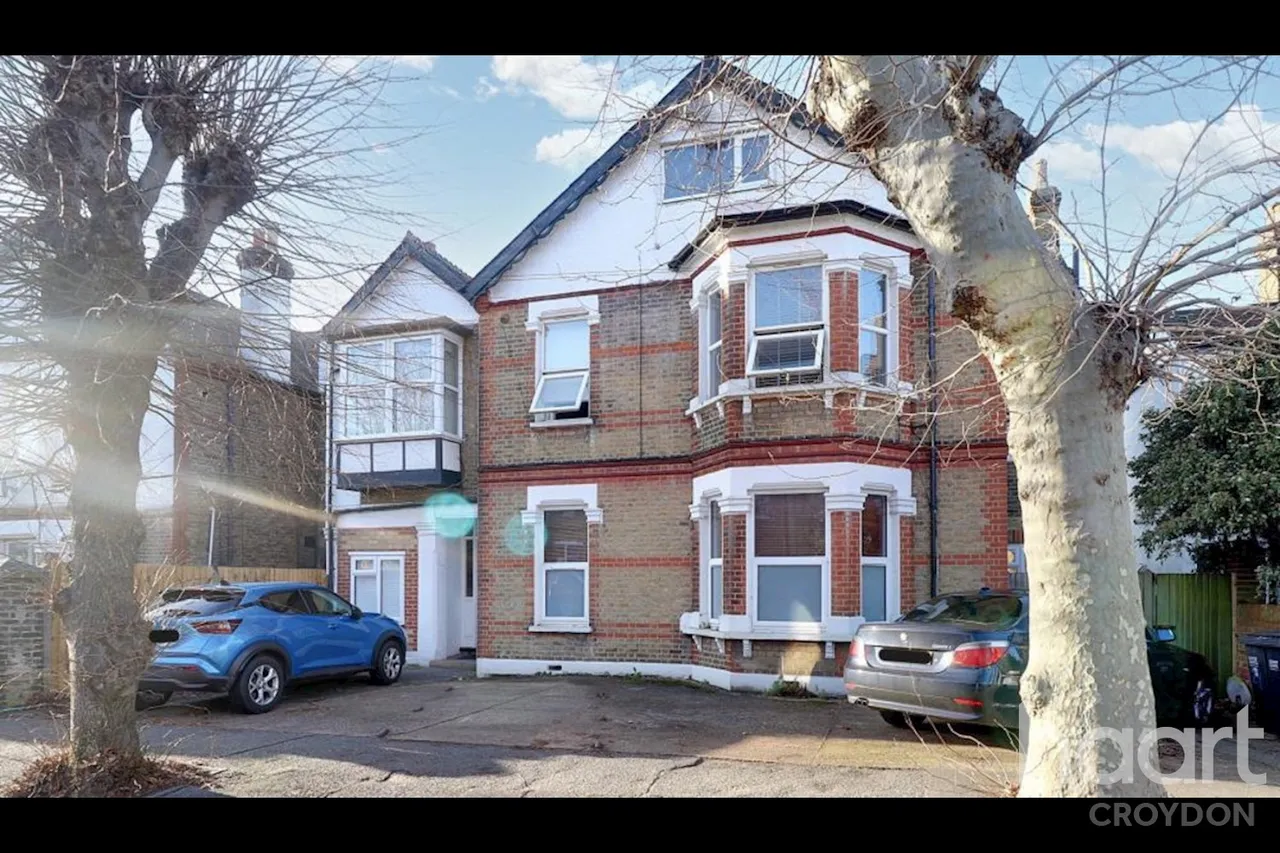 Dornton Road, CR2, photo 8