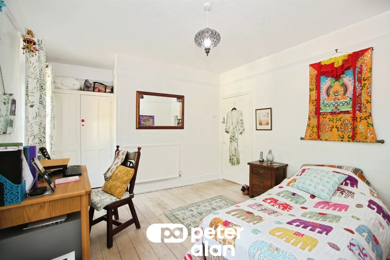 Fields Park Terrace, Newport, NP11, photo 4