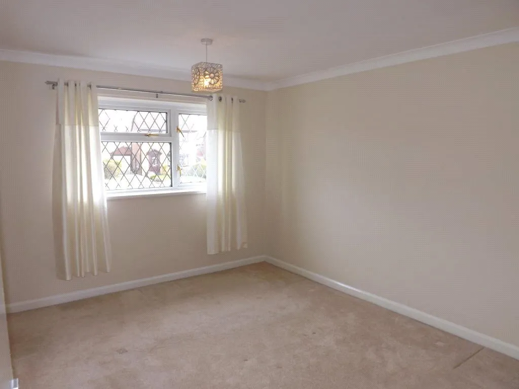 Holyrood Rise, Bramley, Rotherham, South Yorkshire, S66, photo 5