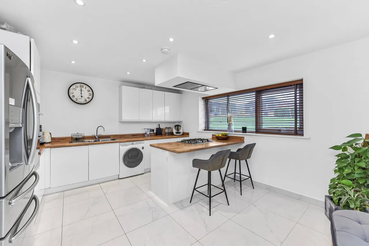 Rose Crescent, Newhall, Harlow, CM17 9SN, photo 8