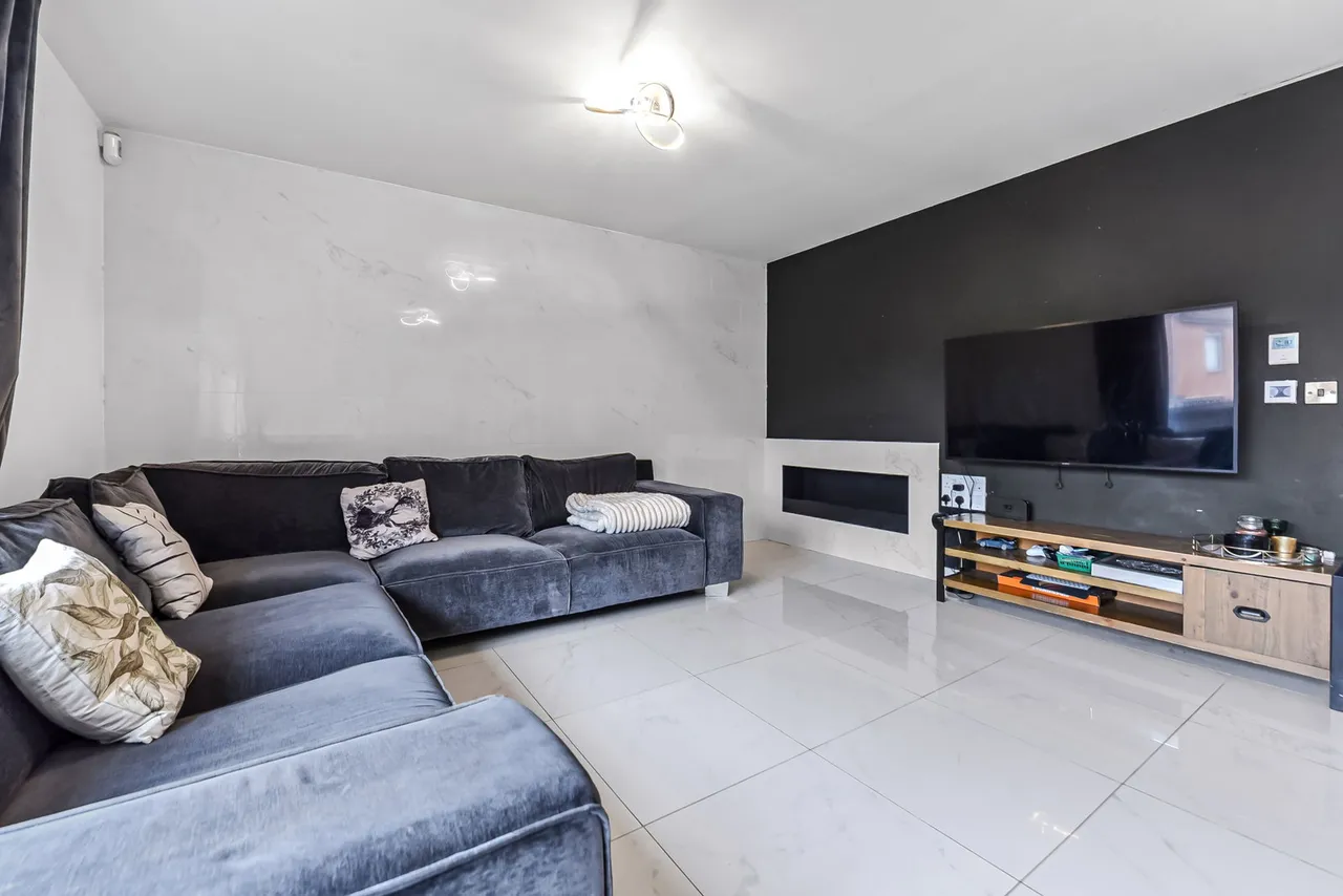 Rose Crescent, Newhall, Harlow, CM17 9SN, photo 5