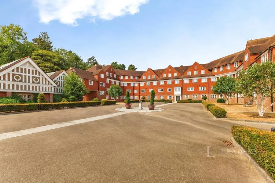 Elizabeth Drive, Banstead, SM7, photo 7