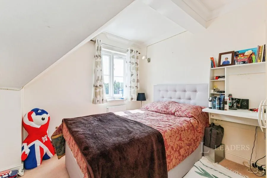 Elizabeth Drive, Banstead, SM7, photo 12