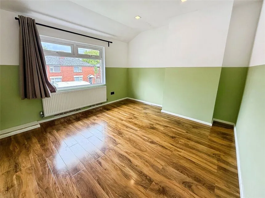 Borough Avenue, Radcliffe, M26, photo 7