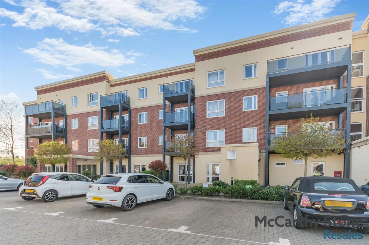 2 bed flat for sale, Recreation Road, Bromsgrove, B61