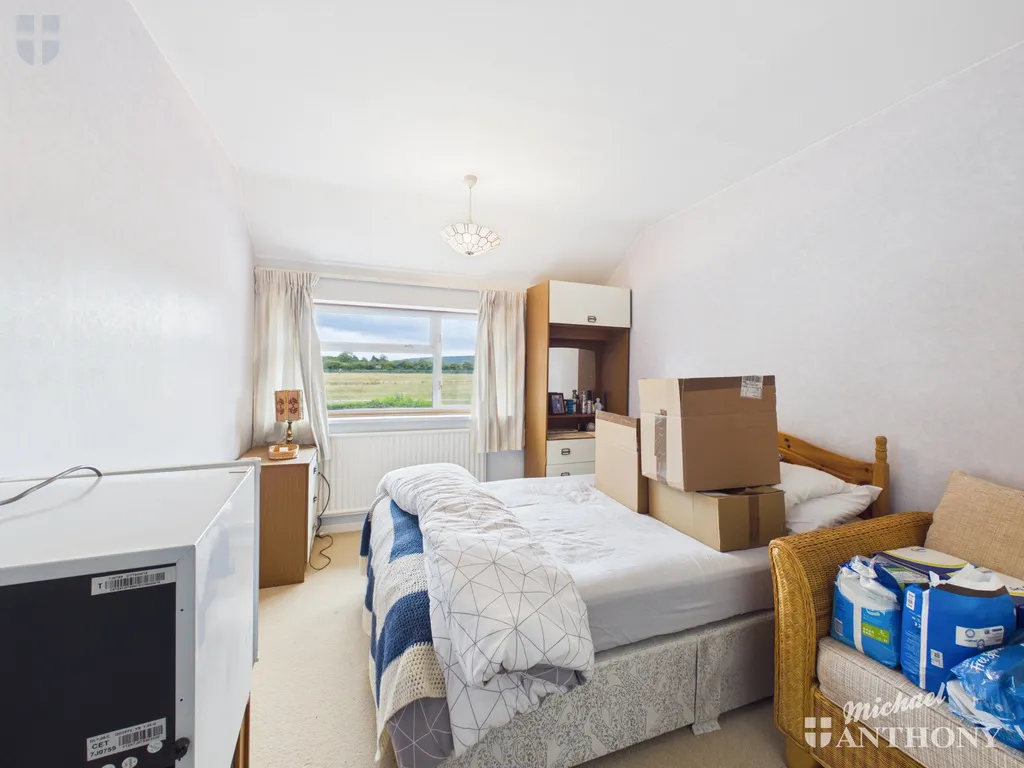 Finmere Crescent, Aylesbury, HP21 9DG, photo 5