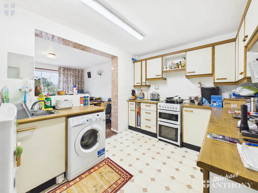 Finmere Crescent, Aylesbury, HP21 9DG, photo 4