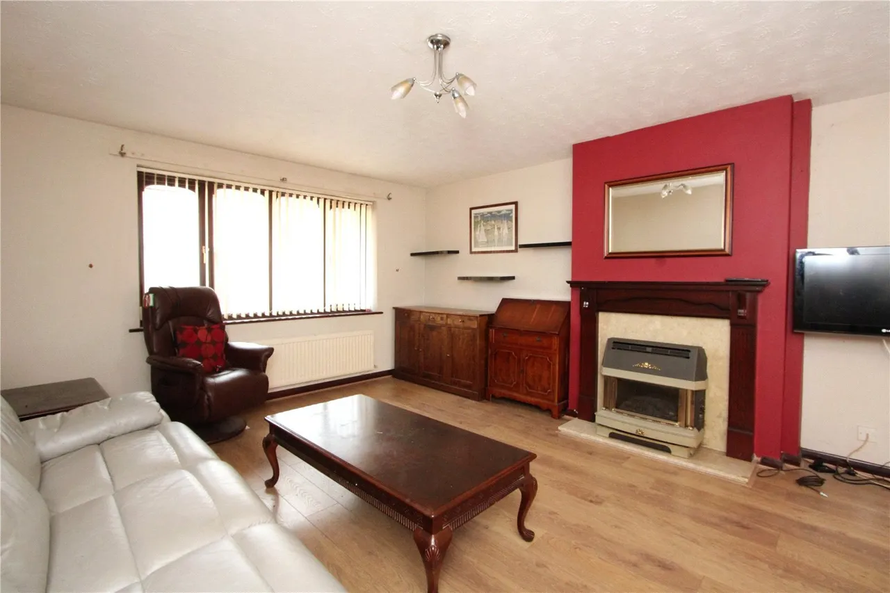 Wootton Drive, Stafford, Staffordshire, ST16, photo 2