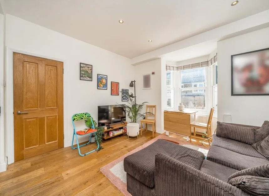 Glenarm Road, Clapton, E5, photo 3