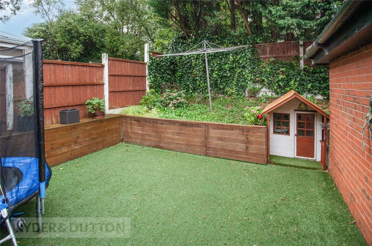 Eycott Drive, Middleton, M24, photo 25