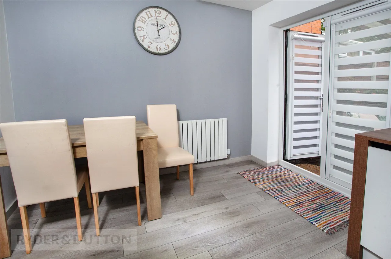 Eycott Drive, Middleton, M24, photo 10