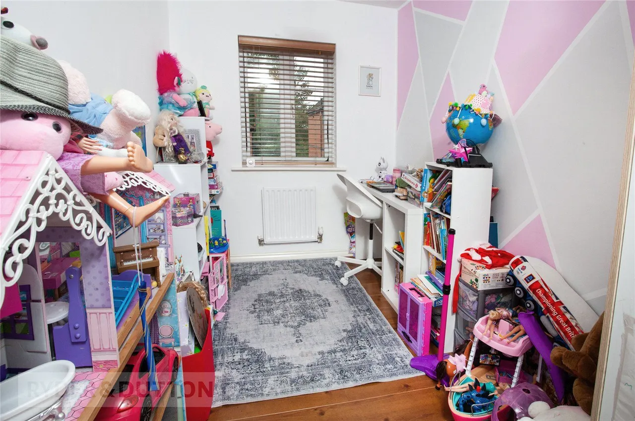 Eycott Drive, Middleton, M24, photo 19